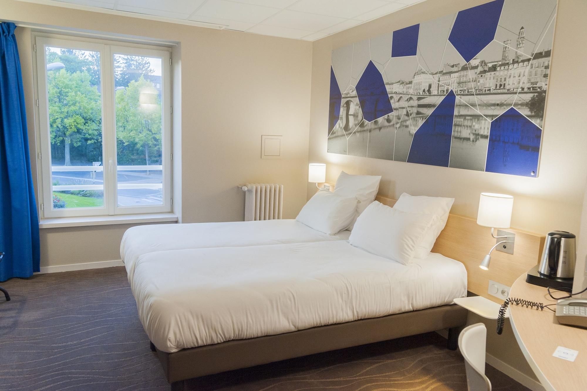 Brit Hotel Macon Centre Gare Екстериор снимка