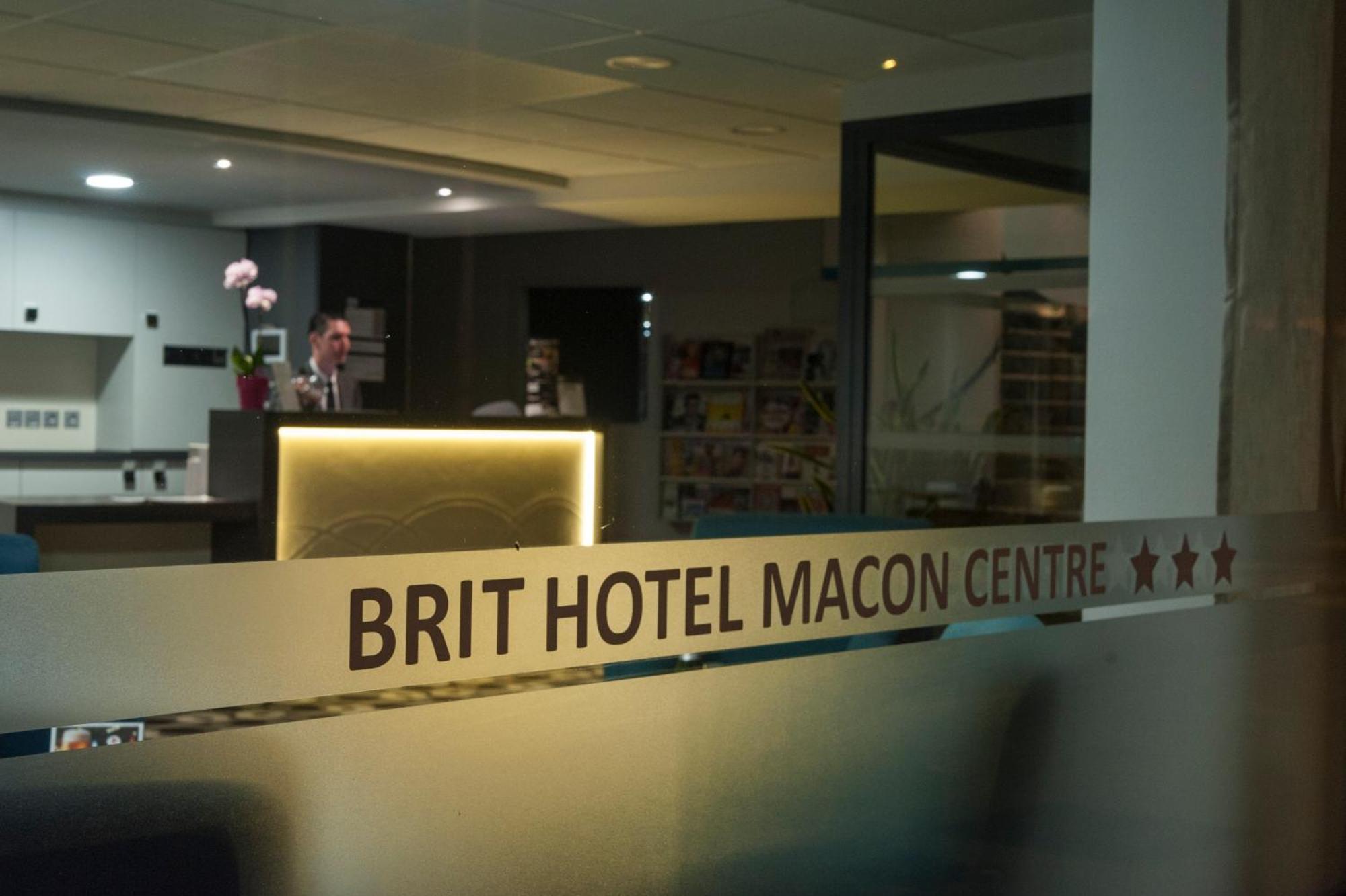 Brit Hotel Macon Centre Gare Екстериор снимка