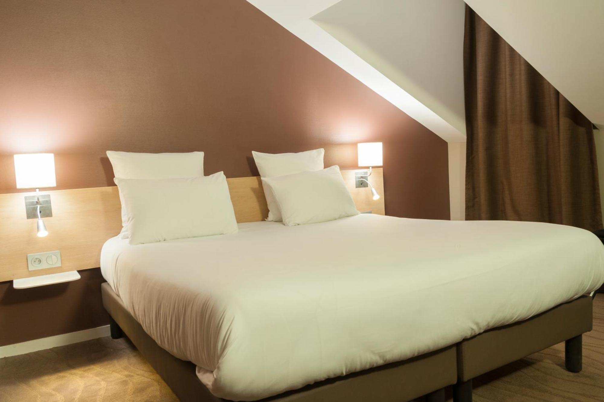 Brit Hotel Macon Centre Gare Екстериор снимка