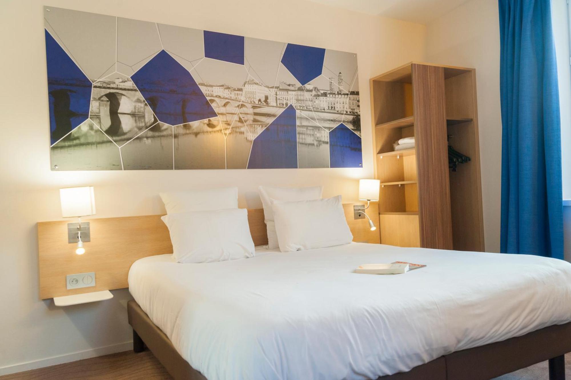 Brit Hotel Macon Centre Gare Екстериор снимка