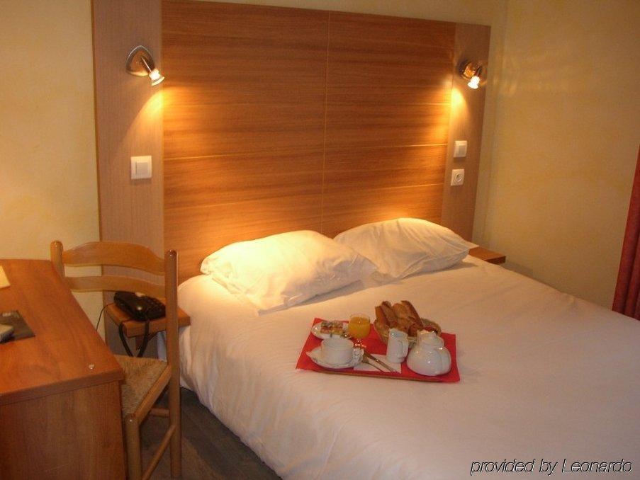 Brit Hotel Macon Centre Gare Стая снимка