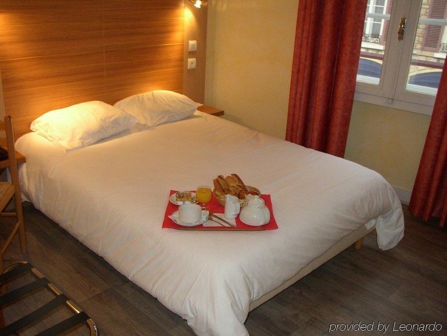 Brit Hotel Macon Centre Gare Стая снимка