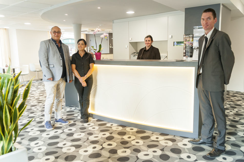 Brit Hotel Macon Centre Gare Екстериор снимка